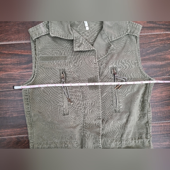 Willow & Clay Olive Green Military Army Utility Vest - Picture 8 of 8